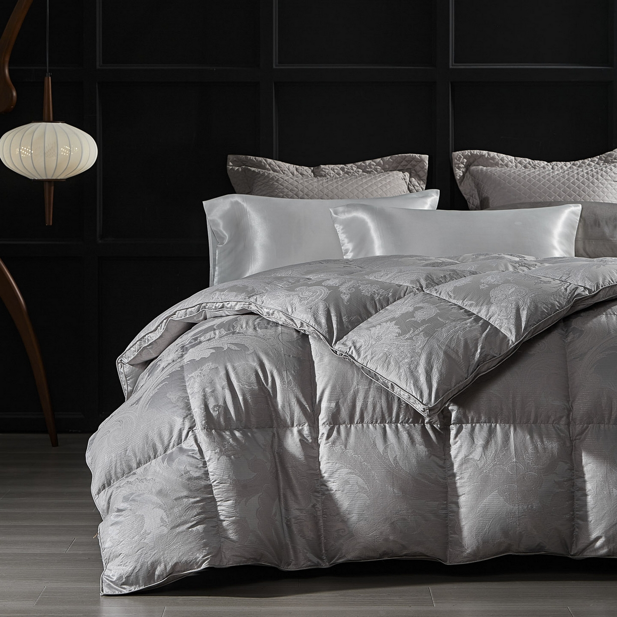 91家纺网 家纺一手货源 找家纺 暖羽屋羽绒馆 2025新款羽绒丝被子 鹅毛被 双人羽毛被 2米羽绒被子 婚庆羽绒被芯180s大提花 D浮云 银白