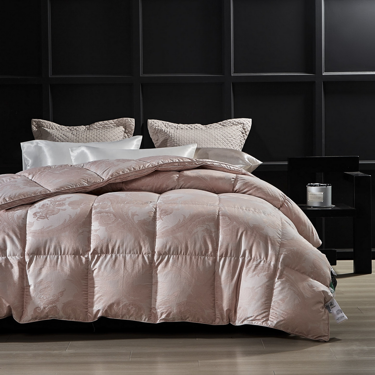 91家纺网 家纺一手货源 找家纺 暖羽屋羽绒馆 2025新款羽绒丝被子 鹅毛被 双人羽毛被 2米羽绒被子 婚庆羽绒被芯180s大提花 D浮云 玉