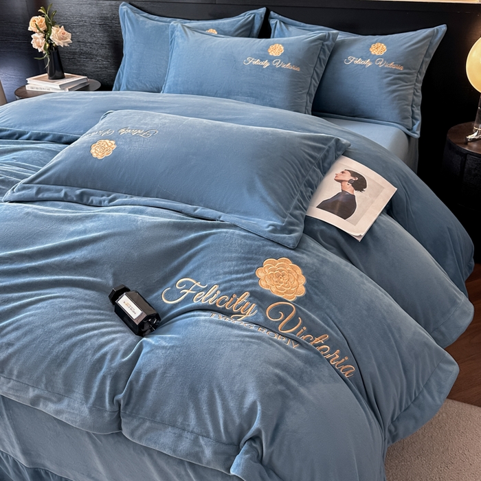 91家纺网 家纺一手货源 找家纺 （总）鸿织源2025新款-茶颜系列 宝宝绒宽边四件套