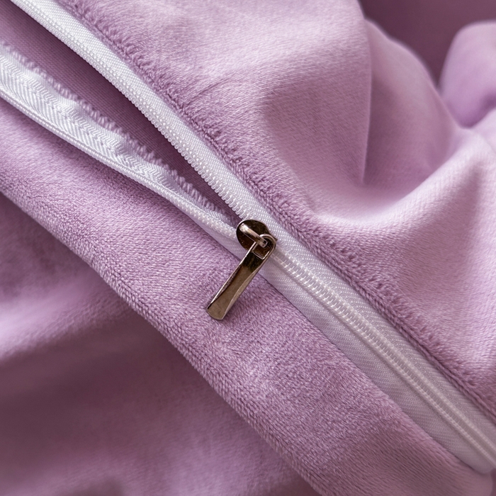 91家纺网 家纺一手货源 找家纺 鸿织源2025新款-茶颜系列 宝宝绒宽边四件套 茶颜-丁香紫