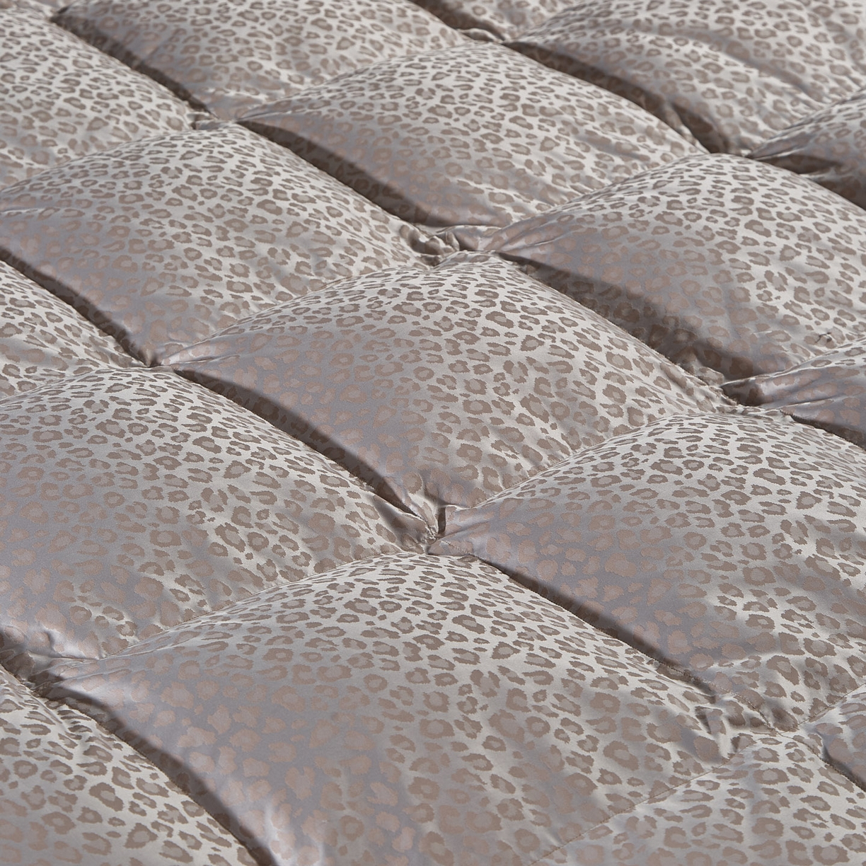 91家纺网 家纺一手货源 找家纺 暖羽屋羽绒馆 2025新款400T鹅绒丝被子 羽绒被双层 秋冬被子羽毛被芯双人加厚春秋被 Q魅惑 粉