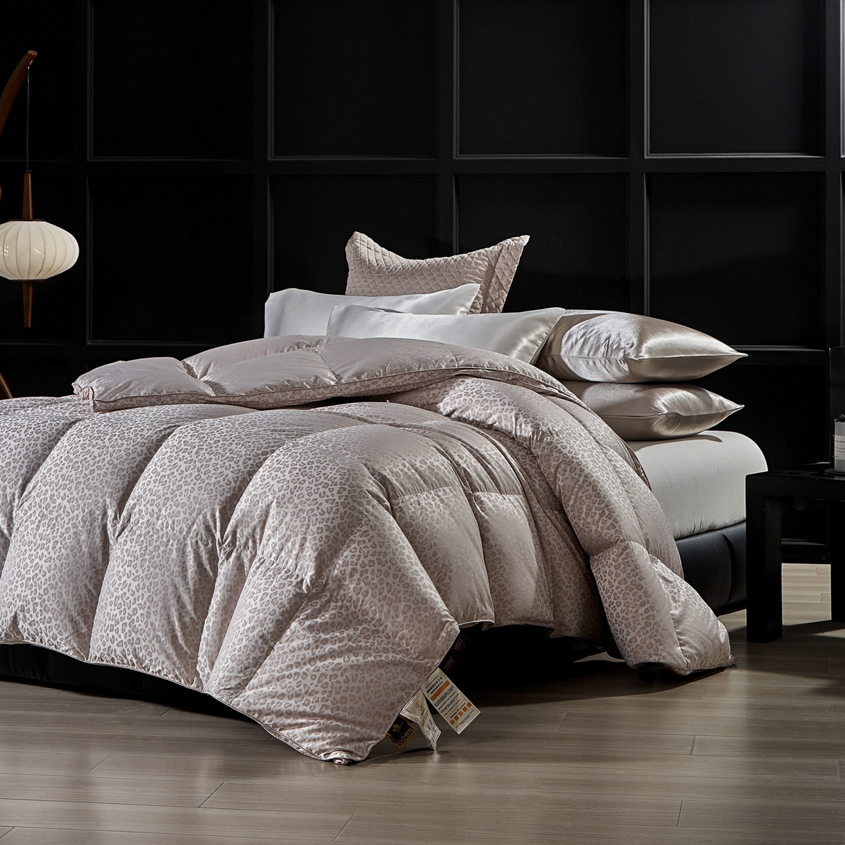 91家纺网 家纺一手货源 找家纺 暖羽屋羽绒馆 2025新款400T鹅绒丝被子 羽绒被双层 秋冬被子羽毛被芯双人加厚春秋被 Q魅惑 粉