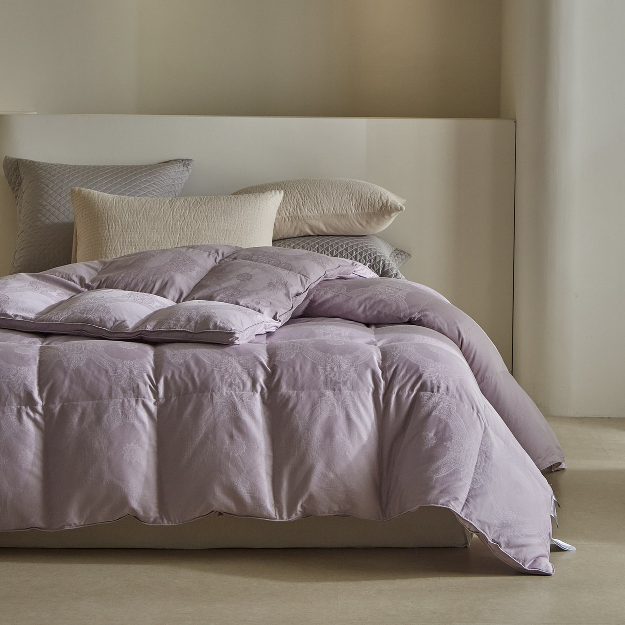 91家纺网 家纺一手货源 找家纺 暖羽屋羽绒馆 2025新款60s纯棉大提花羽绒被芯 白鹅绒丝被 羽毛被子 加厚双层冬被 两米双人冬被 普希斯 紫