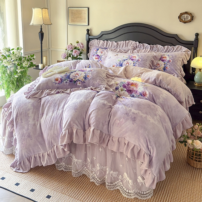 91家纺网 家纺一手货源 找家纺 （总）宜凡家纺 2025新款牛奶绒5D数码大板印花床裙四件套