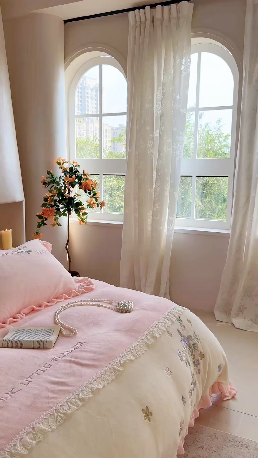 91家纺网 家纺一手货源 找家纺 可以家居  2025新款高克重全消光超细旦奶芙云绒四件套-玛利亚系列 贵族粉