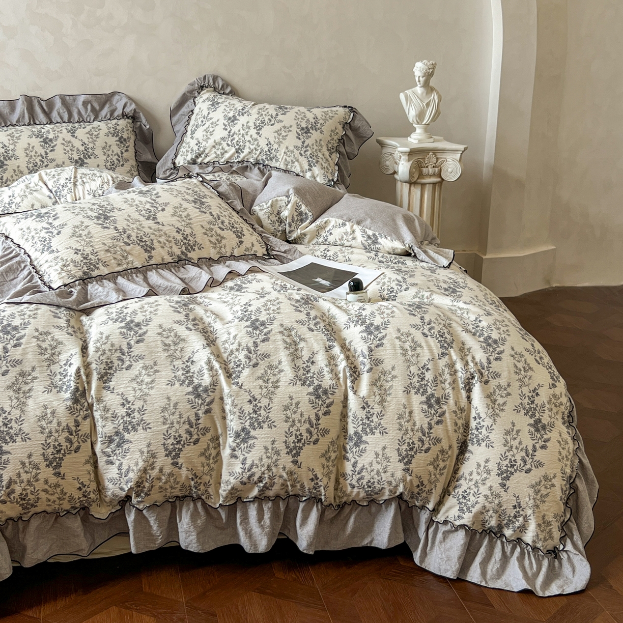 91家纺网 家纺一手货源 找家纺 柔享家（原芷澜家纺） 2025新款秋冬新品A类高克重亚麻复古风原麻棉麻系列四件套 清曲