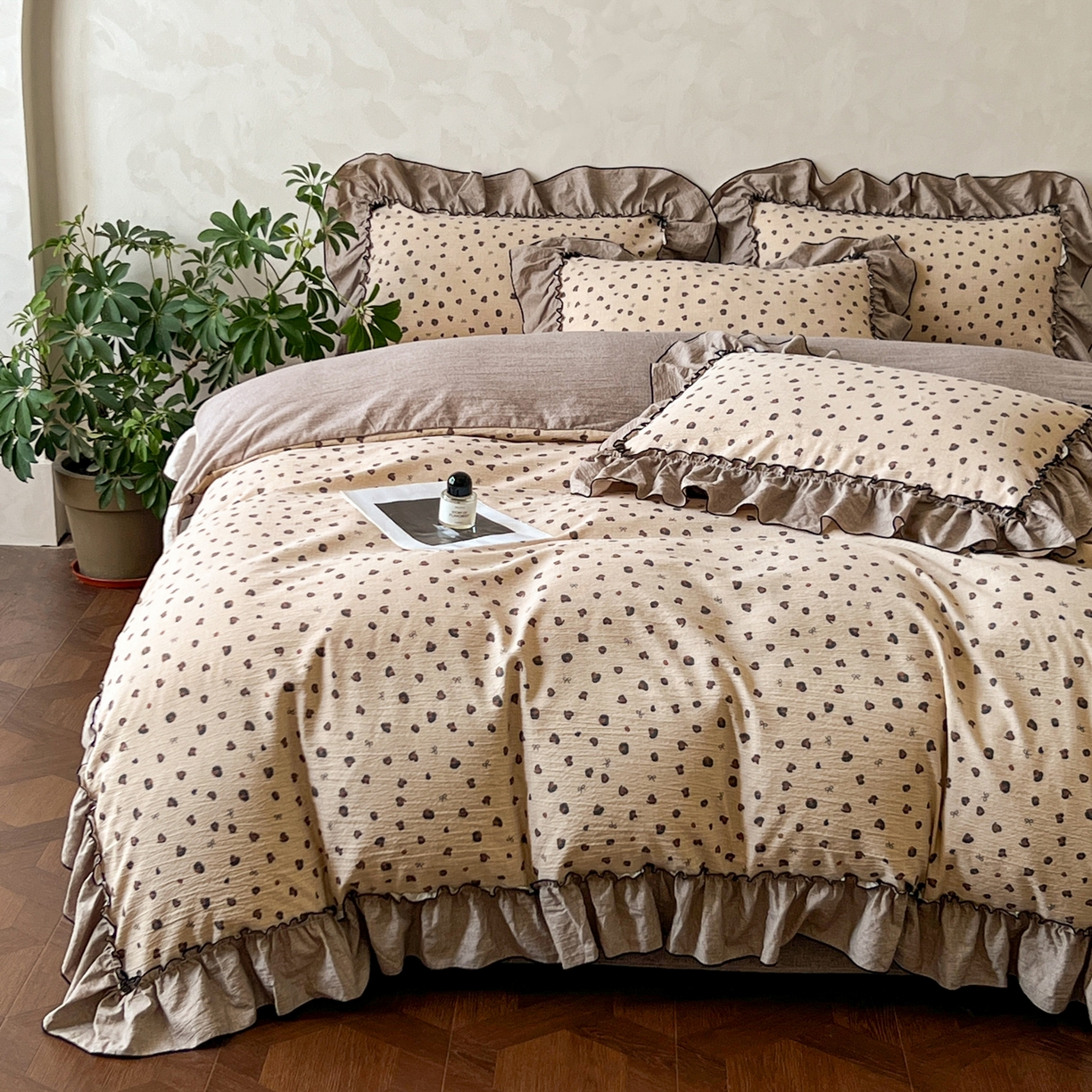 91家纺网 家纺一手货源 找家纺 柔享家（原芷澜家纺） 2025新款秋冬新品A类高克重亚麻复古风原麻棉麻系列四件套 愫影