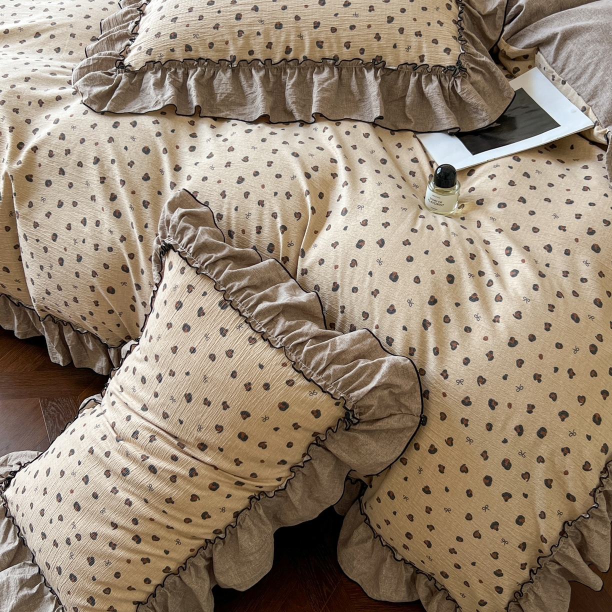 91家纺网 家纺一手货源 找家纺 柔享家（原芷澜家纺） 2025新款秋冬新品A类高克重亚麻复古风原麻棉麻系列四件套 愫影