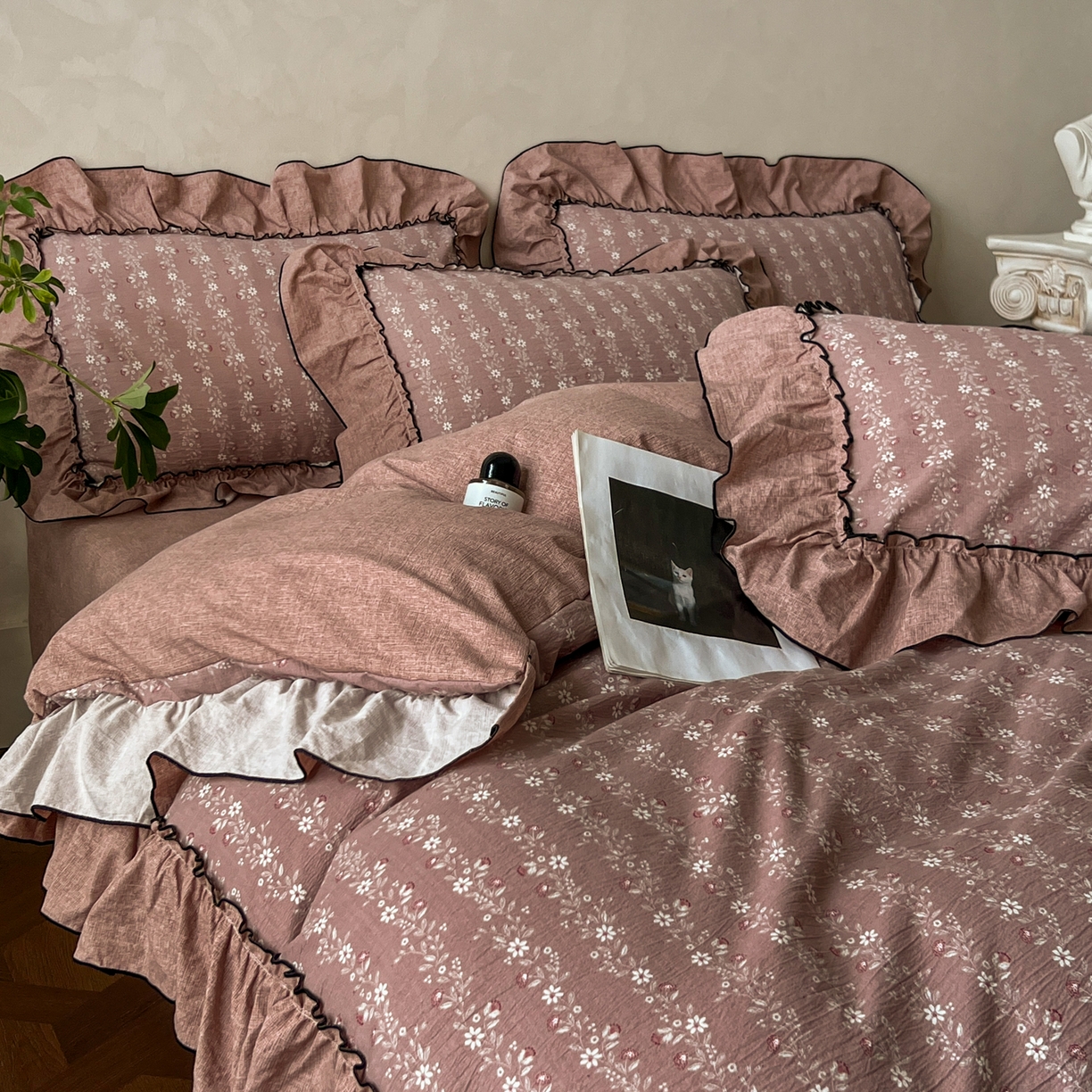 91家纺网 家纺一手货源 找家纺 柔享家（原芷澜家纺） 2025新款秋冬新品A类高克重亚麻复古风原麻棉麻系列四件套 嫣然