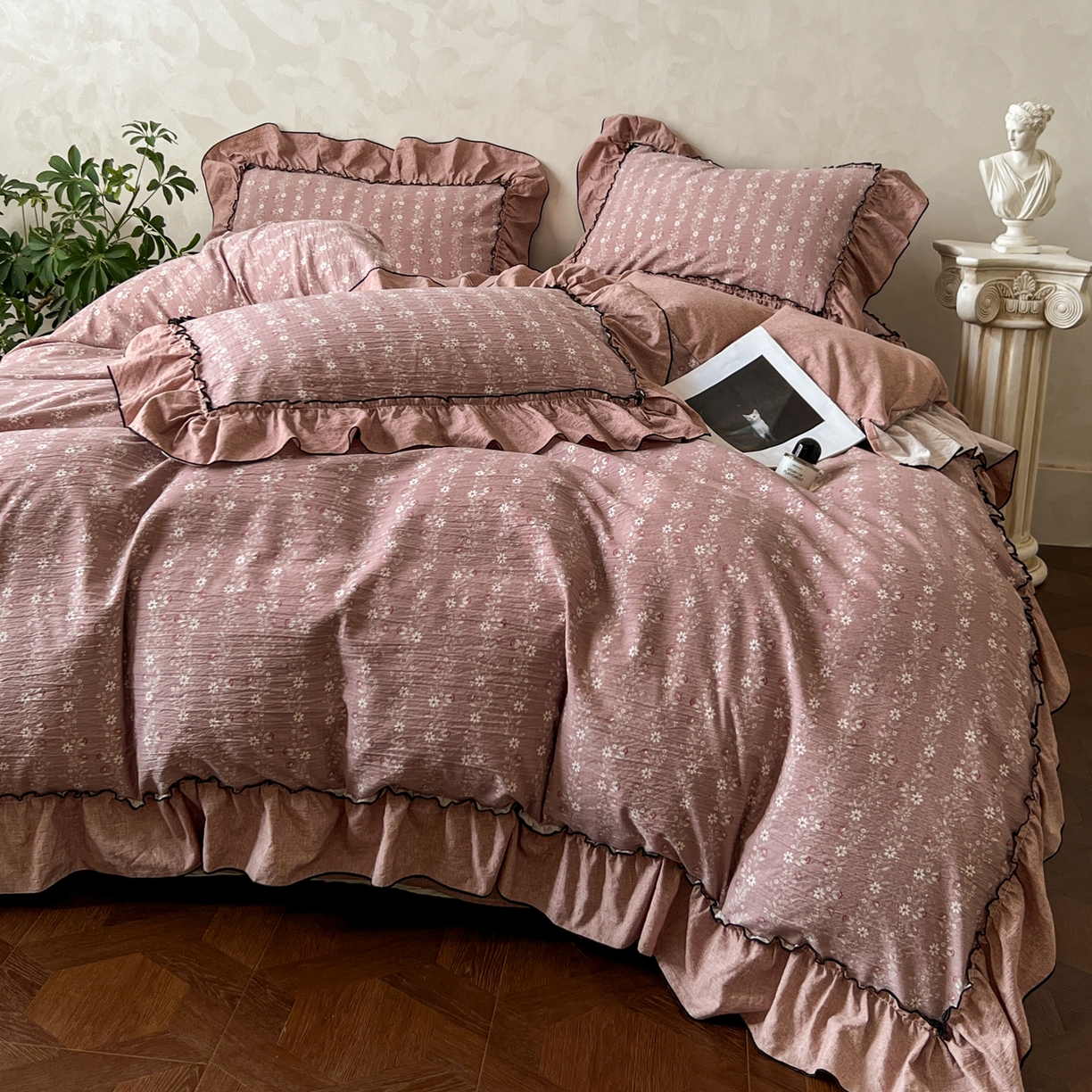 91家纺网 家纺一手货源 找家纺 柔享家（原芷澜家纺） 2025新款秋冬新品A类高克重亚麻复古风原麻棉麻系列四件套 嫣然