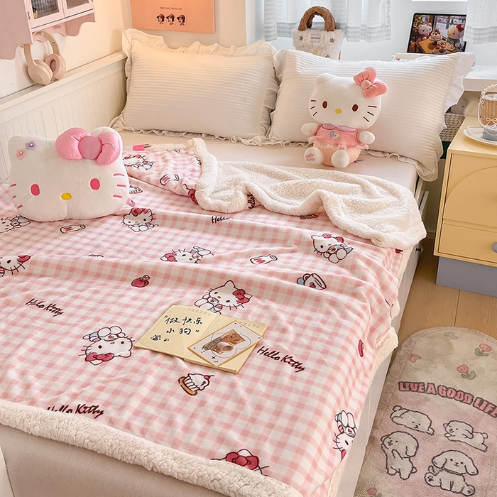 91家纺网 家纺一手货源 找家纺 葡萄家 2025新款A类三丽鸥正版授权少女可爱卡通加厚牛奶绒羊羔绒多功能四季毛毯毯子 绒毛毯-MT三丽鸥粉格牛奶KT