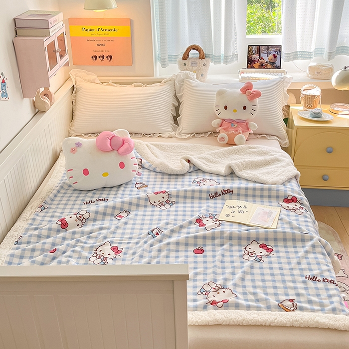 91家纺网 家纺一手货源 找家纺 葡萄家 2025新款A类三丽鸥正版授权少女可爱卡通加厚牛奶绒羊羔绒多功能四季毛毯毯子 绒毛毯-MT三丽鸥蓝格牛奶KT