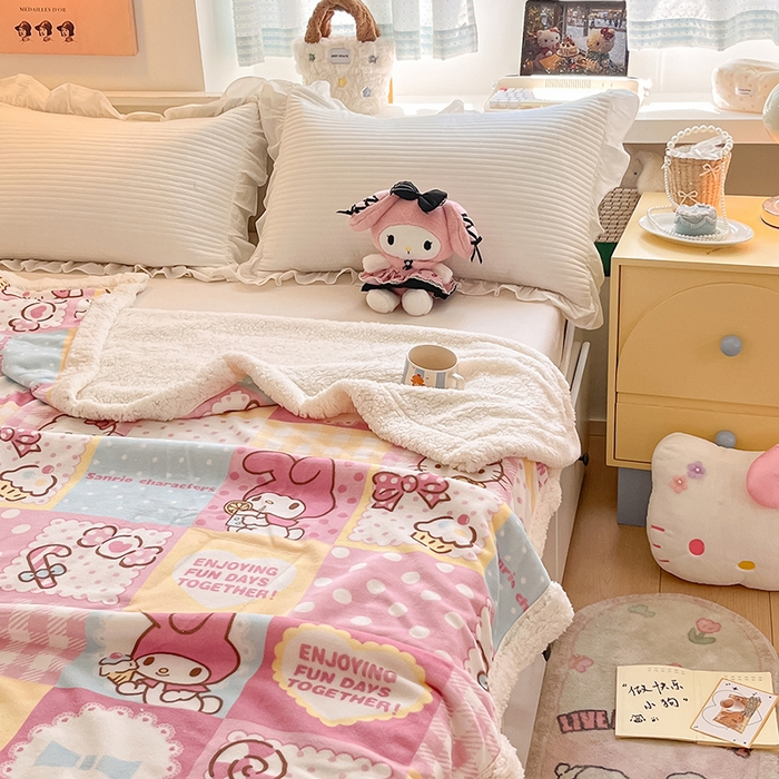 91家纺网 家纺一手货源 找家纺 葡萄家 2025新款A类三丽鸥正版授权少女可爱卡通加厚牛奶绒羊羔绒多功能四季毛毯毯子 绒毛毯-MT三丽鸥糖果甜心