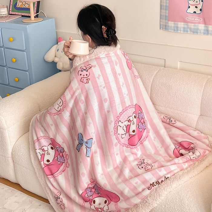 91家纺网 家纺一手货源 找家纺 葡萄家 2025新款A类三丽鸥正版授权少女可爱卡通加厚牛奶绒羊羔绒多功能四季毛毯毯子 绒毛毯-MT三丽鸥粉条美乐蒂