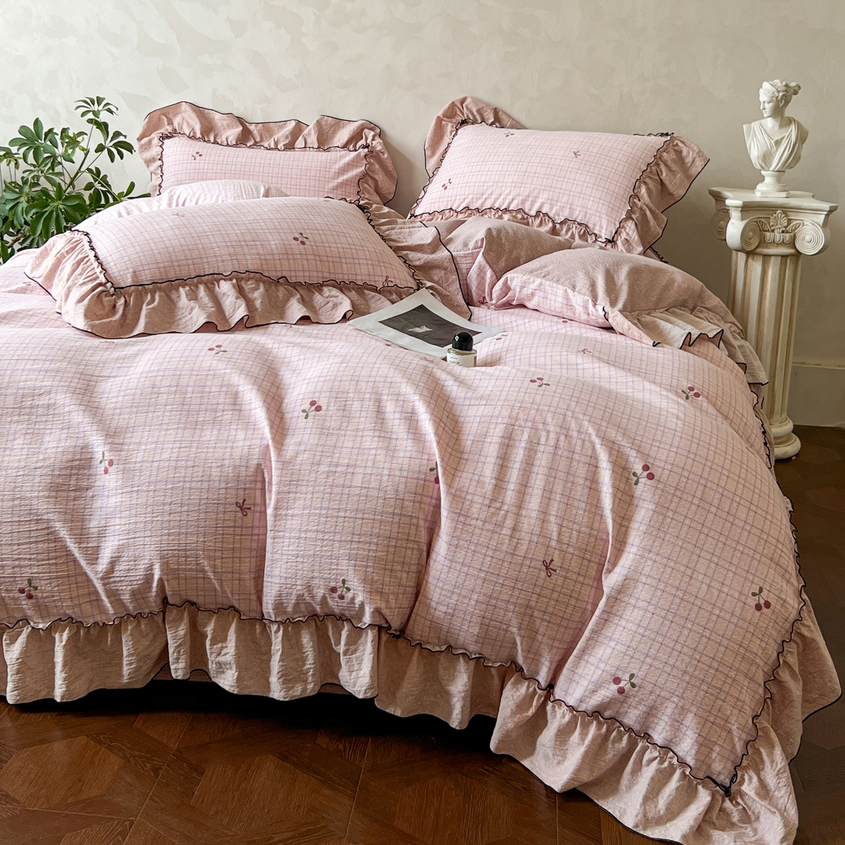 91家纺网 家纺一手货源 找家纺 柔享家（原芷澜家纺） 2025新款秋冬新品A类高克重亚麻复古风原麻棉麻系列四件套 樱梦