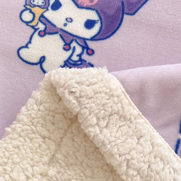 91家纺网 家纺一手货源 找家纺 葡萄家 2025新款A类三丽鸥正版授权少女可爱卡通加厚牛奶绒羊羔绒多功能四季毛毯毯子 绒毛毯-MT三丽鸥天天库洛米
