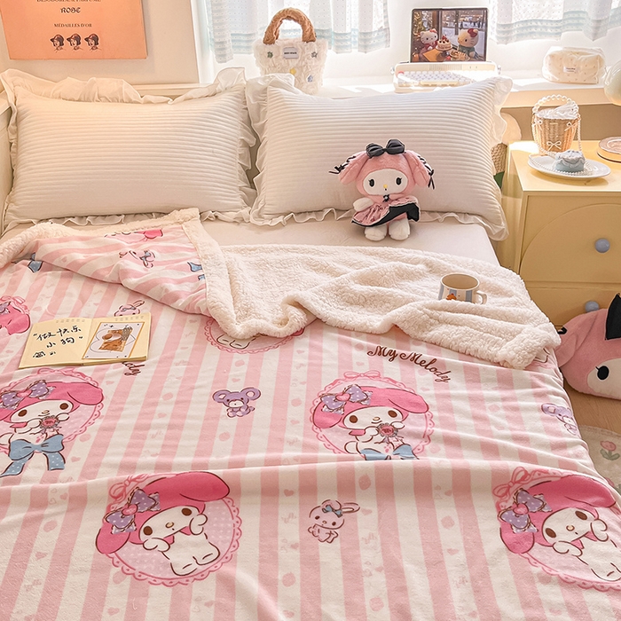 91家纺网 家纺一手货源 找家纺 葡萄家 2025新款A类三丽鸥正版授权少女可爱卡通加厚牛奶绒羊羔绒多功能四季毛毯毯子 绒毛毯-MT三丽鸥粉条美乐蒂