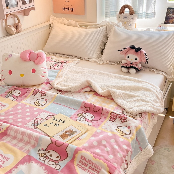 91家纺网 家纺一手货源 找家纺 葡萄家 2025新款A类三丽鸥正版授权少女可爱卡通加厚牛奶绒羊羔绒多功能四季毛毯毯子 绒毛毯-MT三丽鸥糖果甜心