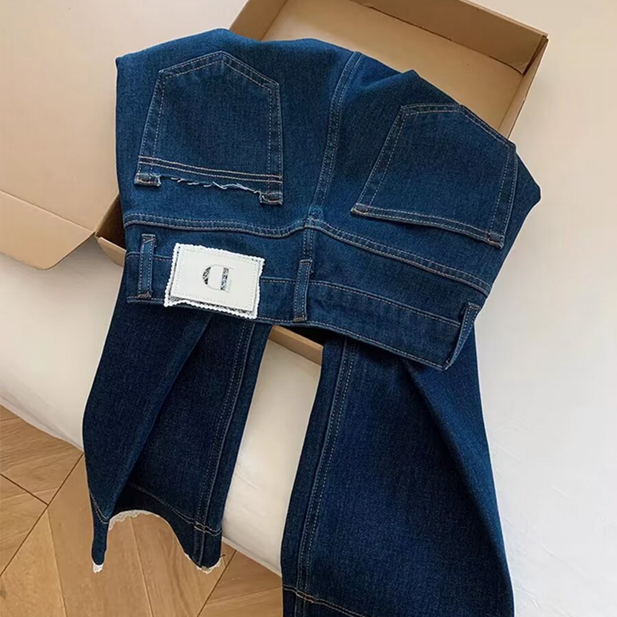 91家纺网 家纺一手货源 找家纺 （总）洛兰沙家居馆【只代发】【只代发】 2025新款蕾丝花边直筒牛仔裤女夏薄款小个子九分裤大码胖mm显瘦浅色阔腿牛仔裤5