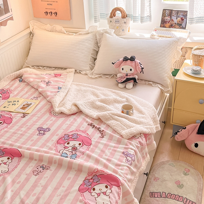 91家纺网 家纺一手货源 找家纺 葡萄家 2025新款A类三丽鸥正版授权少女可爱卡通加厚牛奶绒羊羔绒多功能四季毛毯毯子 绒毛毯-MT三丽鸥粉条美乐蒂