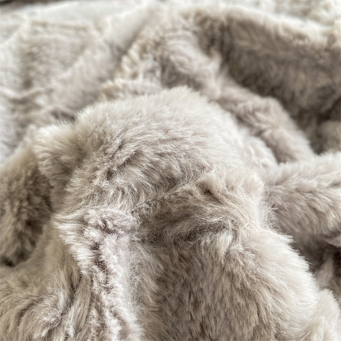 91家纺网 家纺一手货源 找家纺 （总）名兮家居 2025冬季新款加厚仿兔绒单被套