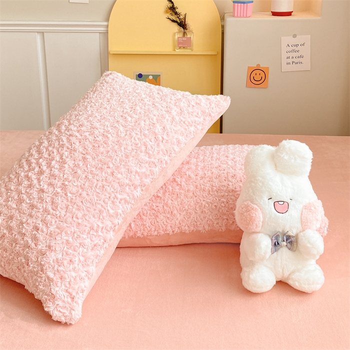 91家纺网 家纺一手货源 找家纺 名兮家居 2025冬季新款加厚仿兔绒单被套 玫瑰-粉