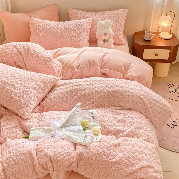 91家纺网 家纺一手货源 找家纺 名兮家居 2025冬季新款加厚仿兔绒单被套 玫瑰-粉