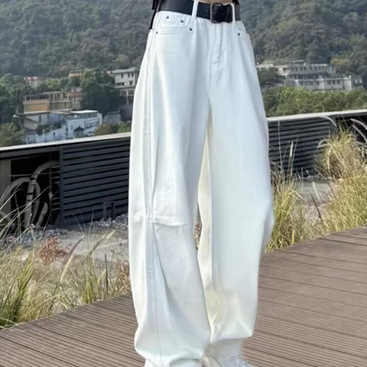 91家纺网 家纺一手货源 找家纺 洛兰沙家居馆【只代发】【只代发】 2025只代发白色镰刀牛仔裤女春季新款大码胖mm休闲阔腿裤宽松显瘦香蕉裤批发30 白色