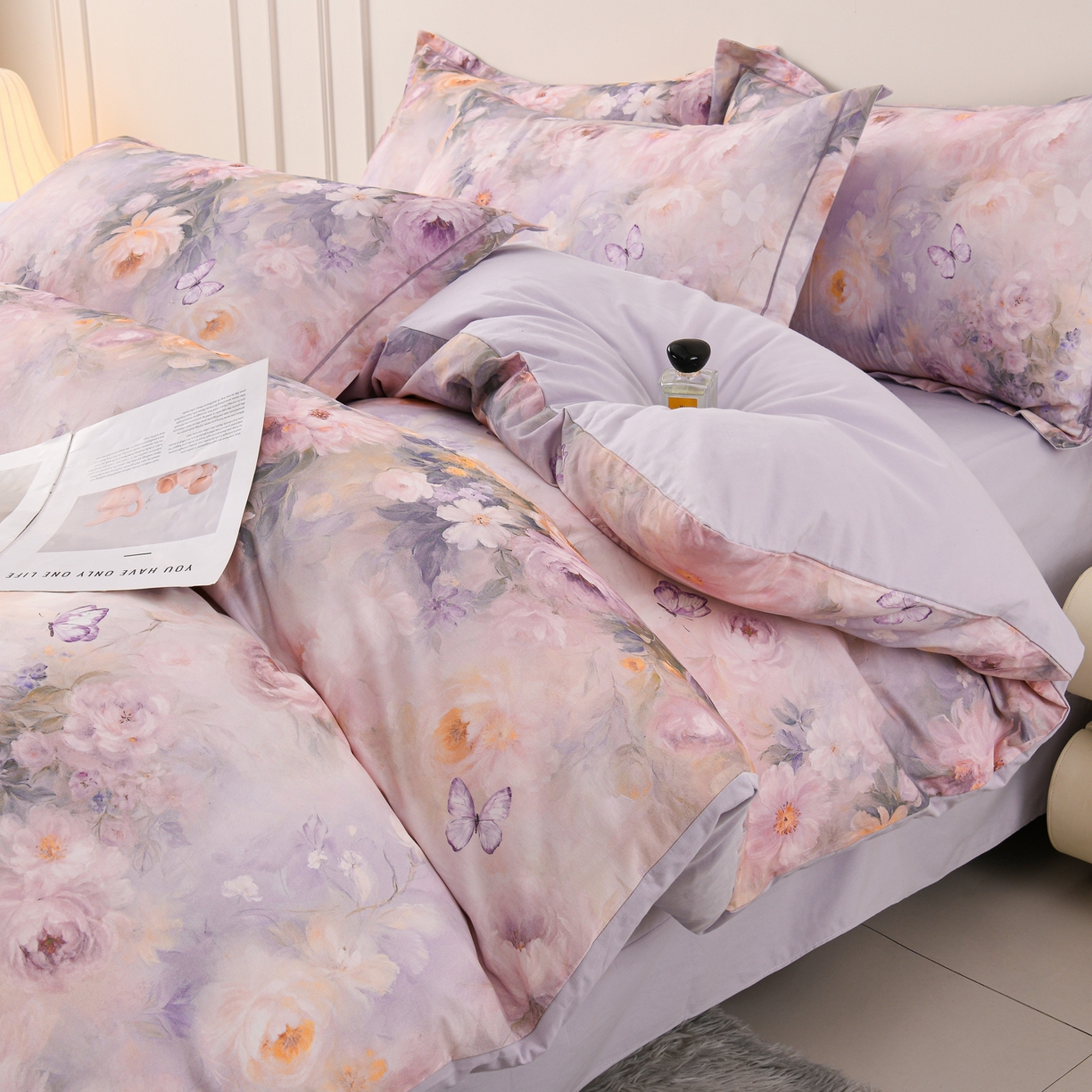 91家纺网 家纺一手货源 找家纺 润淳家居 2025新款全棉生态磨毛数码印花四件套 花暖香风 紫