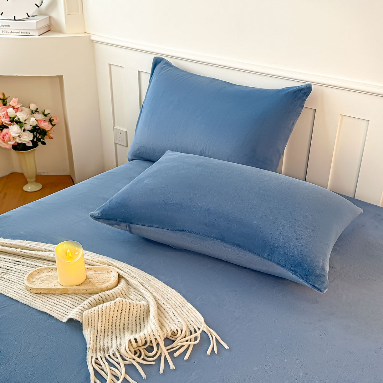 91家纺网 家纺一手货源 找家纺 芙绣家纺 2025新款牛奶绒刺绣床单 宾利蓝