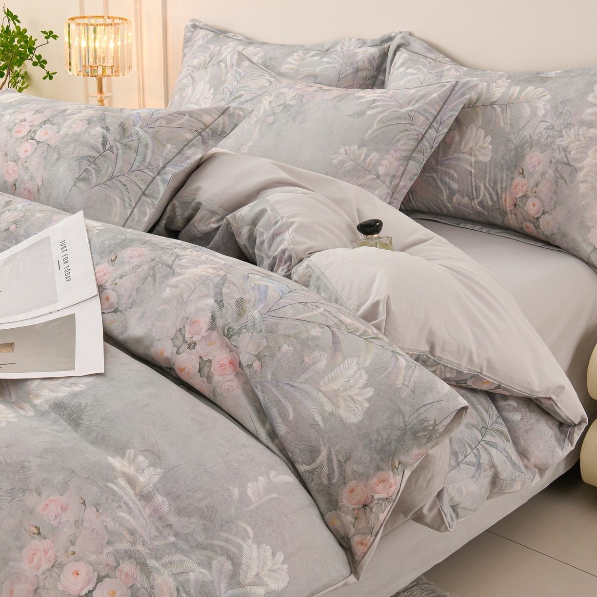 91家纺网 家纺一手货源 找家纺 润淳家居 2025新款全棉生态磨毛数码印花四件套 苏雅风情 蓝灰