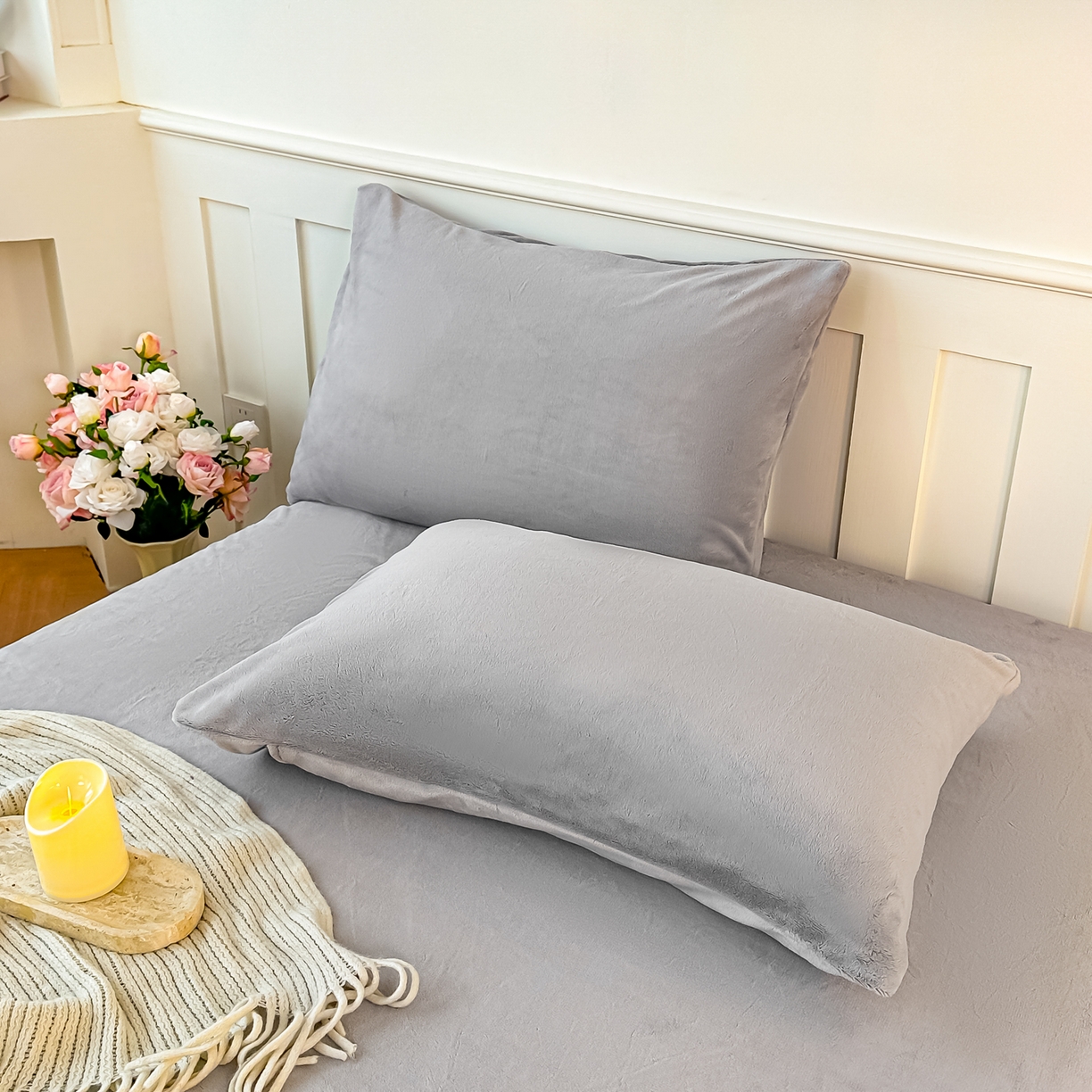 91家纺网 家纺一手货源 找家纺 芙绣家纺 2025新款牛奶绒刺绣床单 紫藤灰