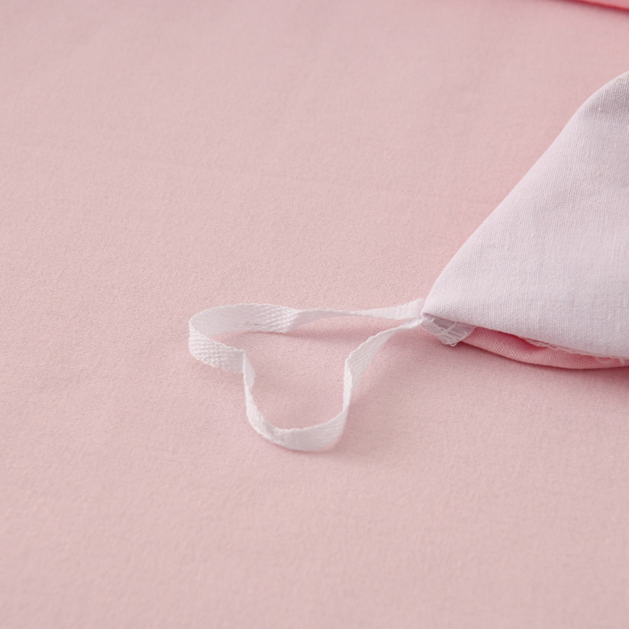 91家纺网 家纺一手货源 找家纺 润淳家居 2025新款全棉生态磨毛数码印花四件套 岸边蝴蝶 紫