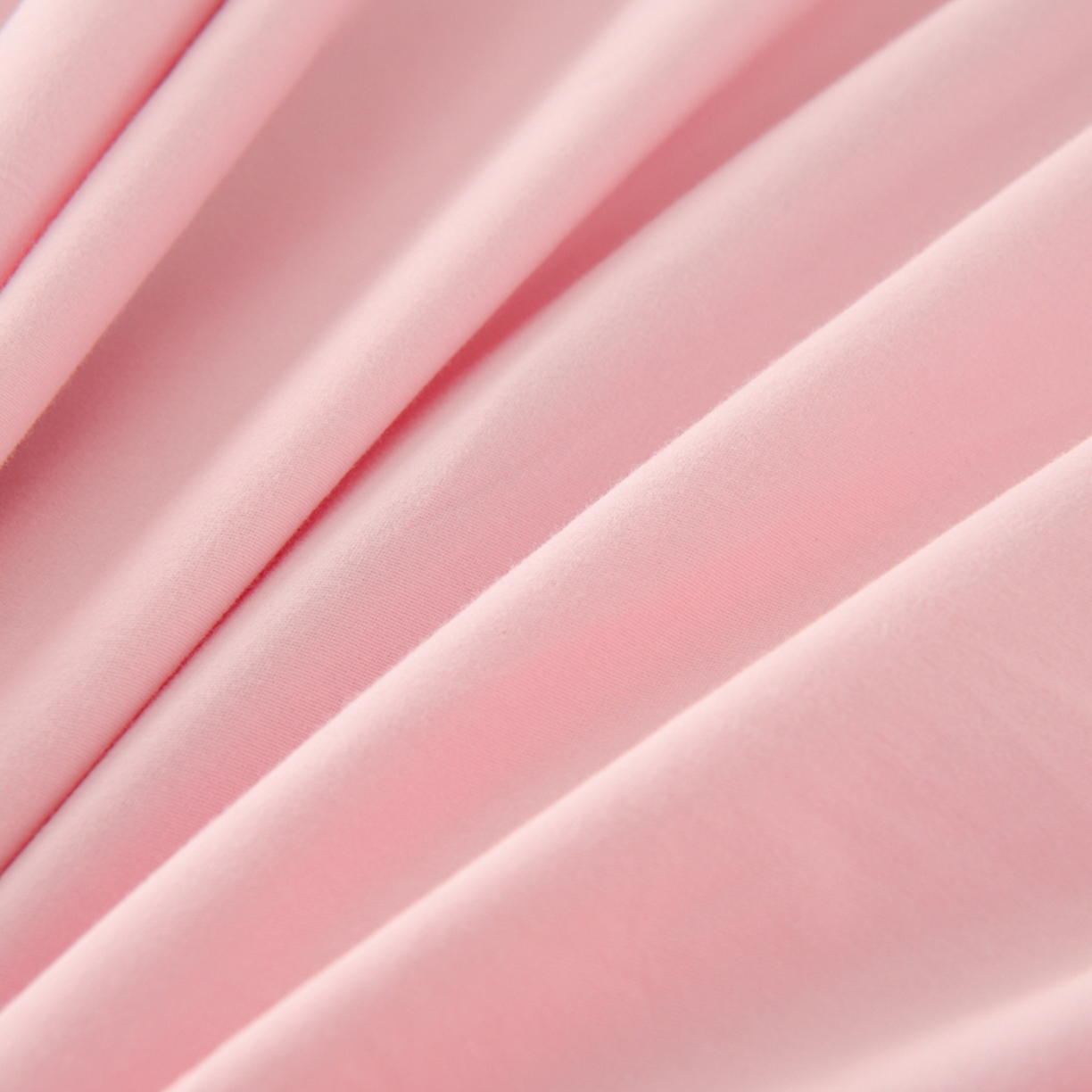 91家纺网 家纺一手货源 找家纺 润淳家居 2025新款全棉生态磨毛数码印花四件套 岸边蝴蝶 紫