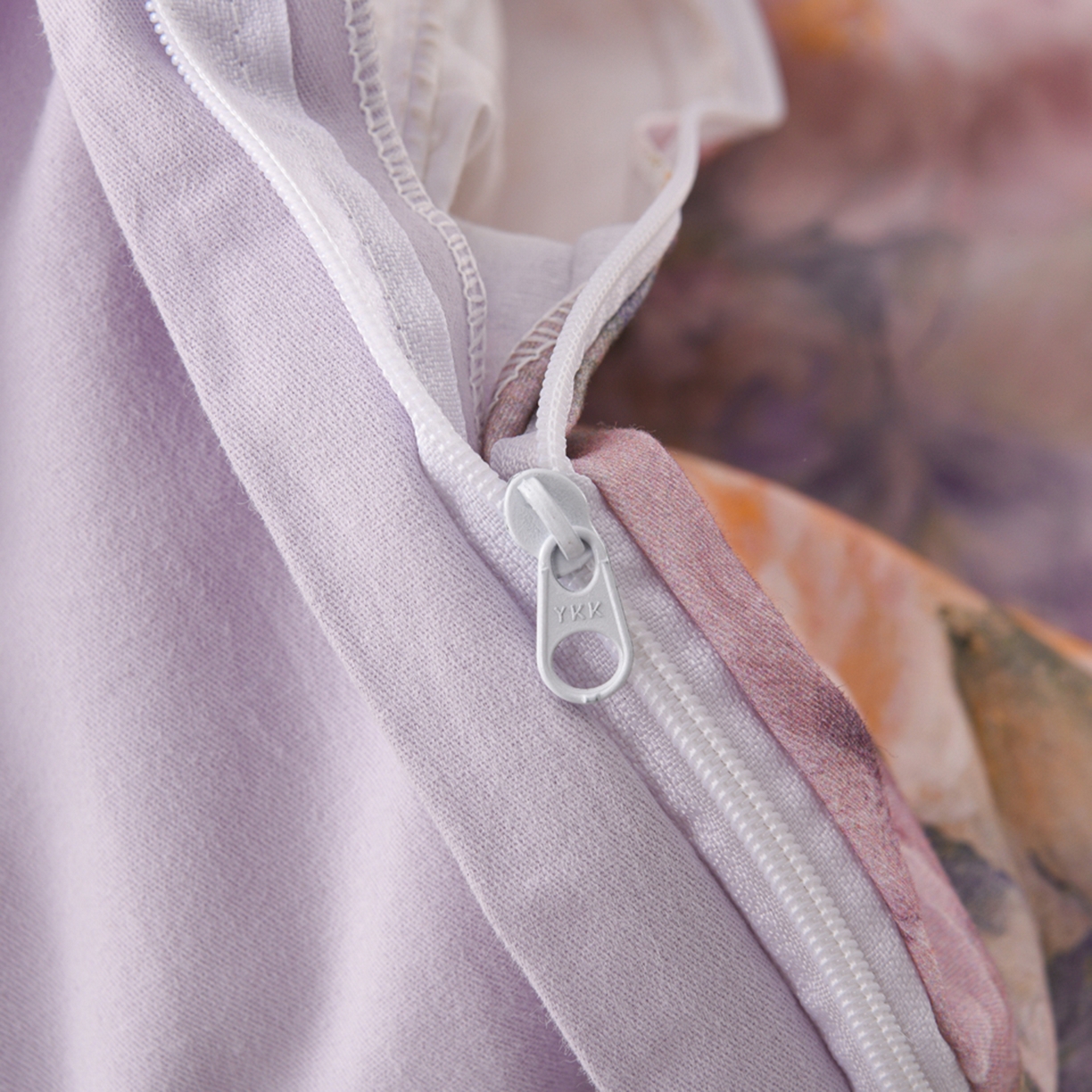 91家纺网 家纺一手货源 找家纺 润淳家居 2025新款全棉生态磨毛数码印花四件套 花暖香风 紫