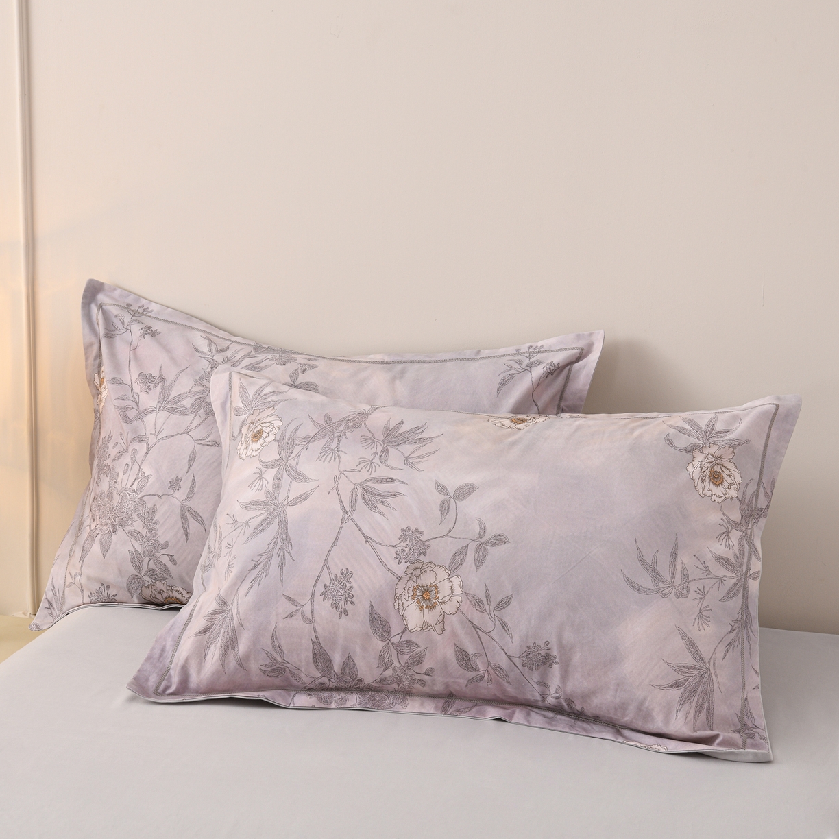 91家纺网 家纺一手货源 找家纺 润淳家居 2025新款全棉生态磨毛数码印花四件套 莱茵 灰