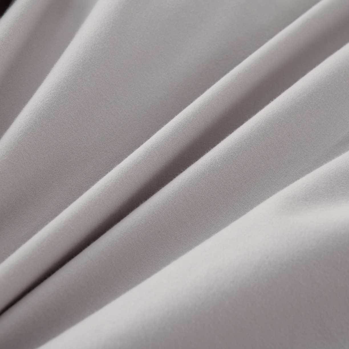 91家纺网 家纺一手货源 找家纺 润淳家居 2025新款全棉生态磨毛数码印花四件套 茉婉 灰绿