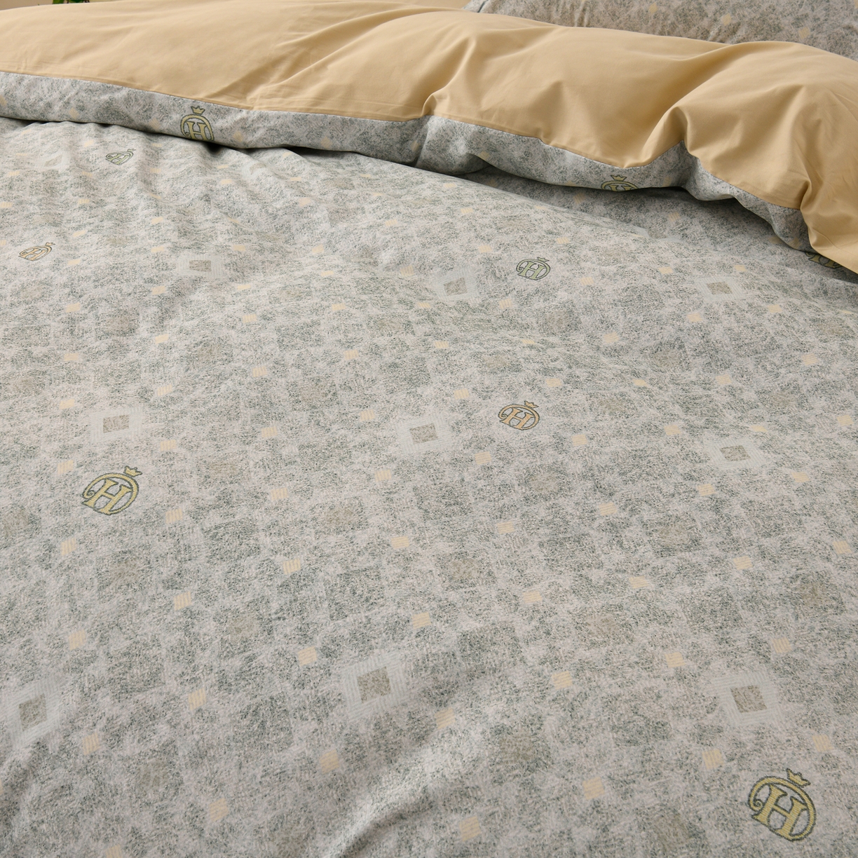 91家纺网 家纺一手货源 找家纺 润淳家居 2025新款全棉生态磨毛数码印花四件套 暮黎 绿