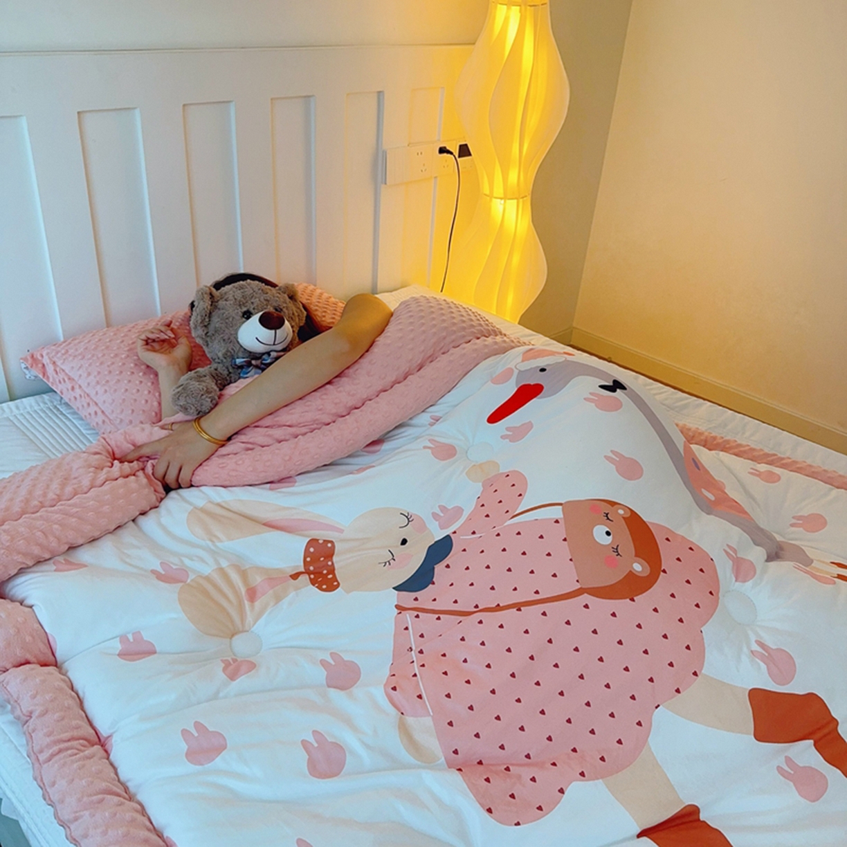 91家纺网 家纺一手货源 找家纺 兜米家居 2025新款针织棉专版数码印花豆豆绒被被子被芯 可爱兔兔