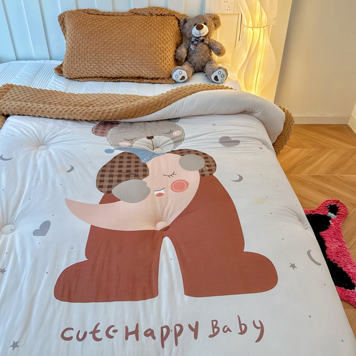 91家纺网 家纺一手货源 找家纺 兜米家居 2025新款针织棉专版数码印花豆豆绒被被子被芯 晚安小熊