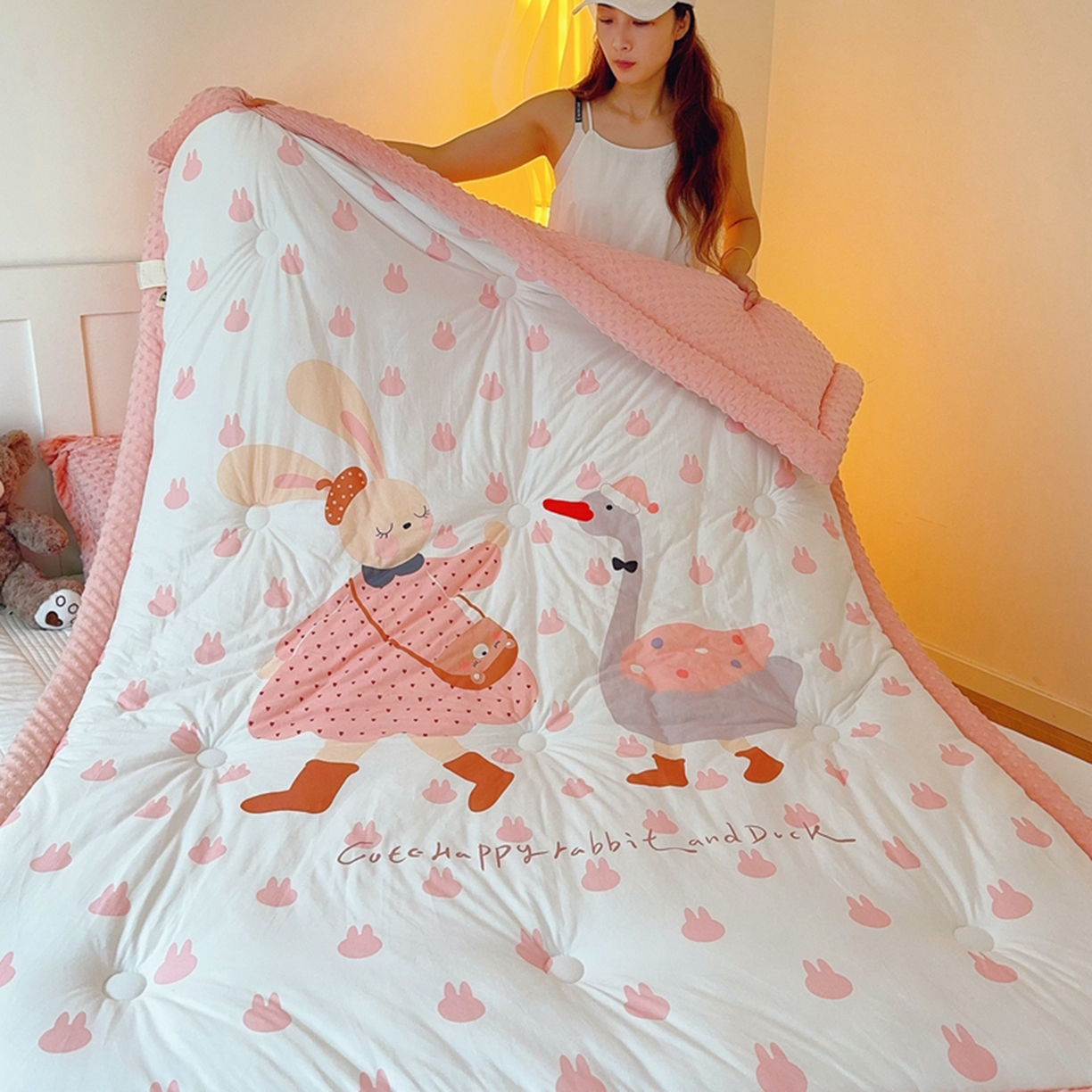 91家纺网 家纺一手货源 找家纺 兜米家居 2025新款针织棉专版数码印花豆豆绒被被子被芯 可爱兔兔