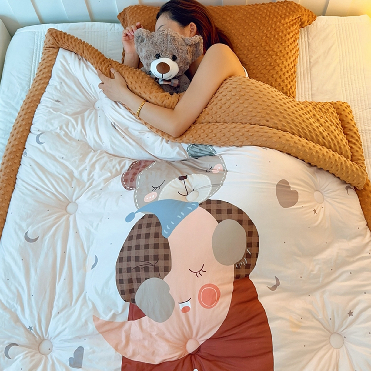 91家纺网 家纺一手货源 找家纺 兜米家居 2025新款针织棉专版数码印花豆豆绒被被子被芯 晚安小熊