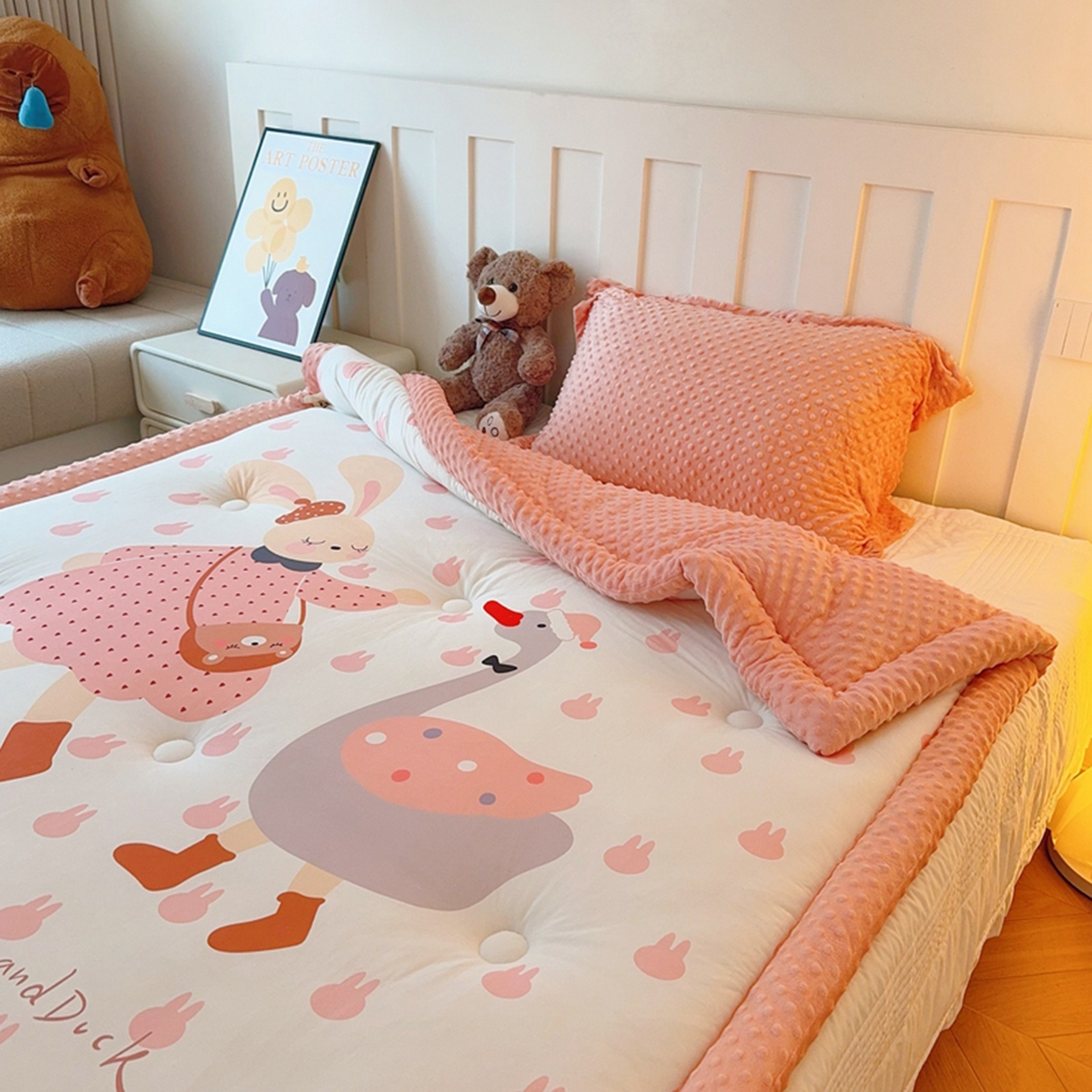 91家纺网 家纺一手货源 找家纺 兜米家居 2025新款针织棉专版数码印花豆豆绒被被子被芯 可爱兔兔