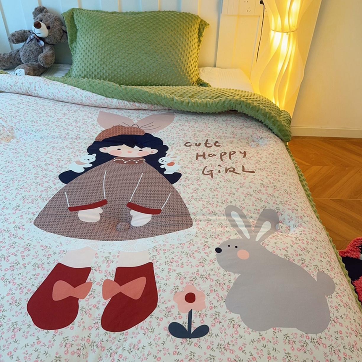 91家纺网 家纺一手货源 找家纺 兜米家居 2025新款针织棉专版数码印花豆豆绒被被子被芯 漂亮女孩