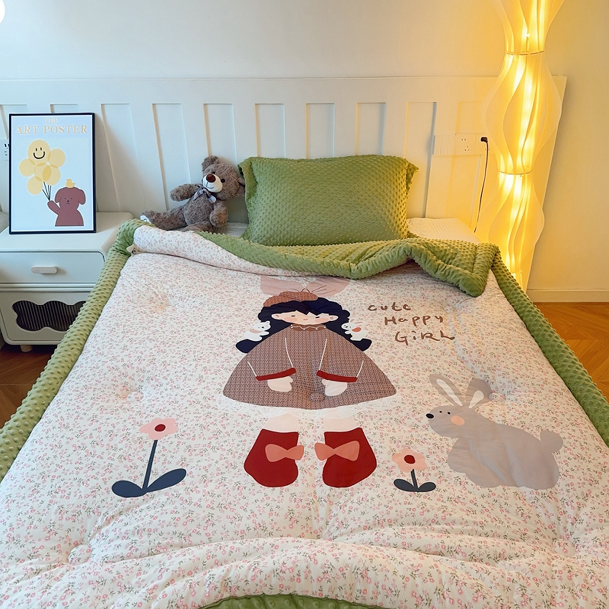 91家纺网 家纺一手货源 找家纺 兜米家居 2025新款针织棉专版数码印花豆豆绒被被子被芯 漂亮女孩