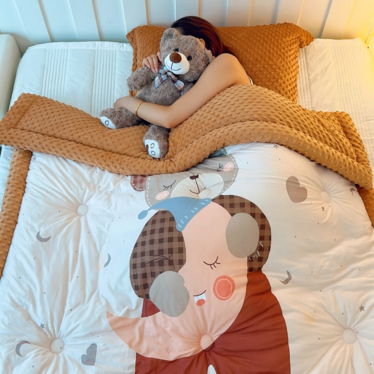 91家纺网 家纺一手货源 找家纺 兜米家居 2025新款针织棉专版数码印花豆豆绒被被子被芯 晚安小熊