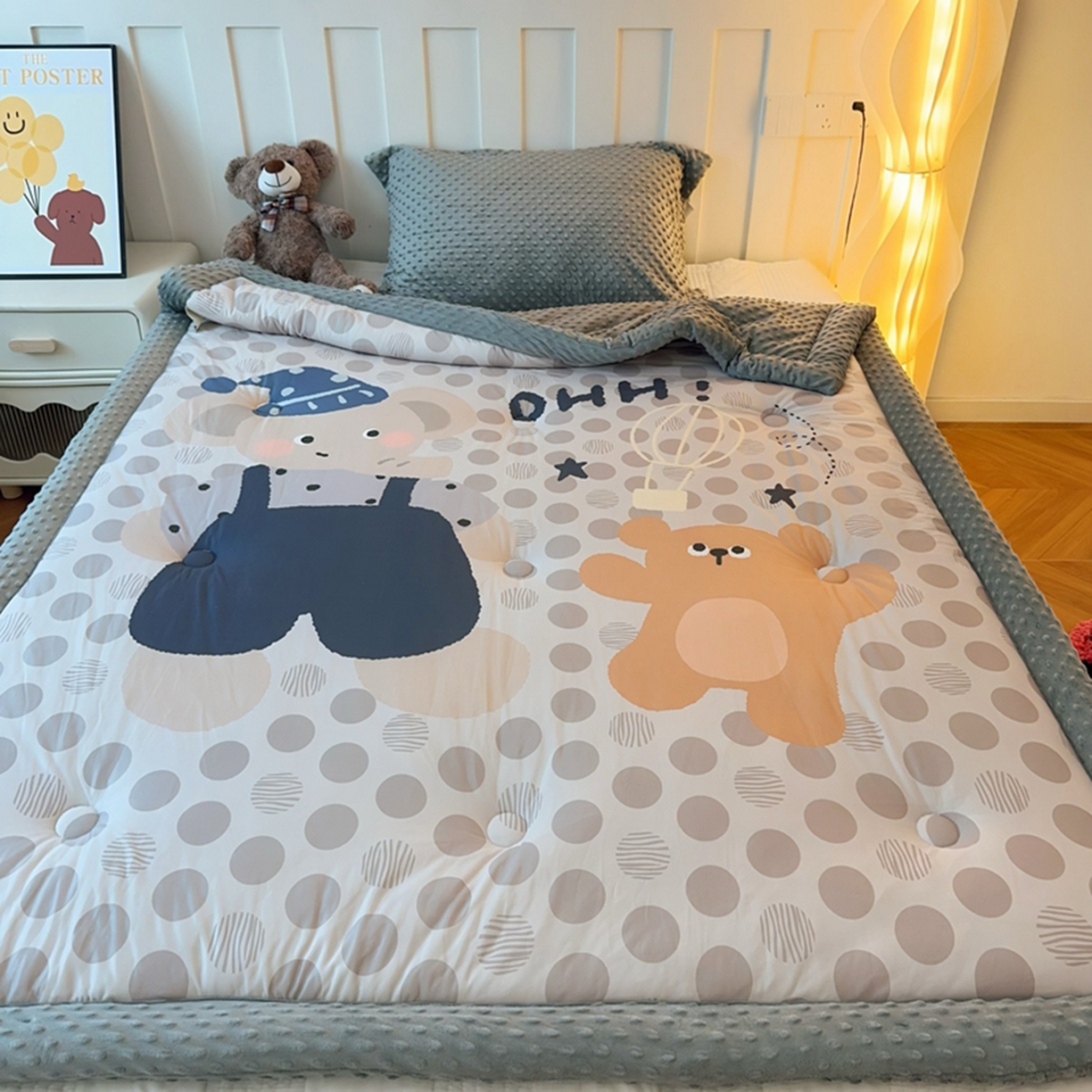 91家纺网 家纺一手货源 找家纺 兜米家居 2025新款针织棉专版数码印花豆豆绒被被子被芯 蓝帽小象