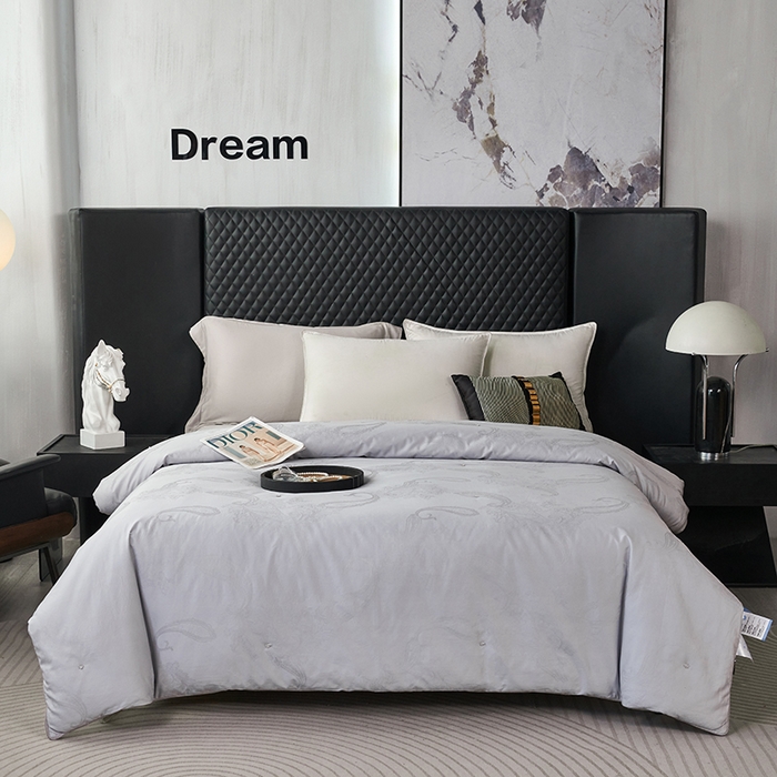 91家纺网 家纺一手货源 找家纺 蚕云阁蚕丝家居 2025新款舒适保暖被子被芯-英伦之曲 英伦之曲-灰色精梳柞蚕丝