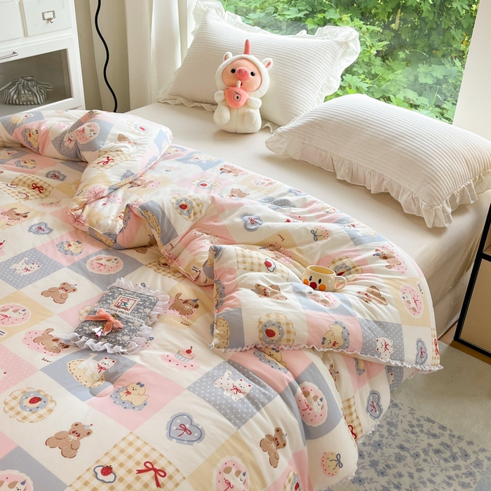 91家纺网 家纺一手货源 找家纺 大彩家居针织棉夏被子被芯春秋被冬被空调被夏凉被儿童被 蛋糕小熊