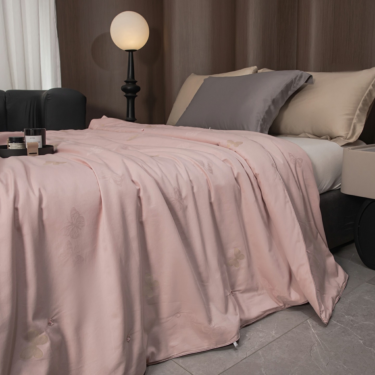 91家纺网 家纺一手货源 找家纺 蚕云阁蚕丝家居 2025新款舒适保暖被子被芯-比翼双飞 比翼双飞-粉色一级桑蚕丝